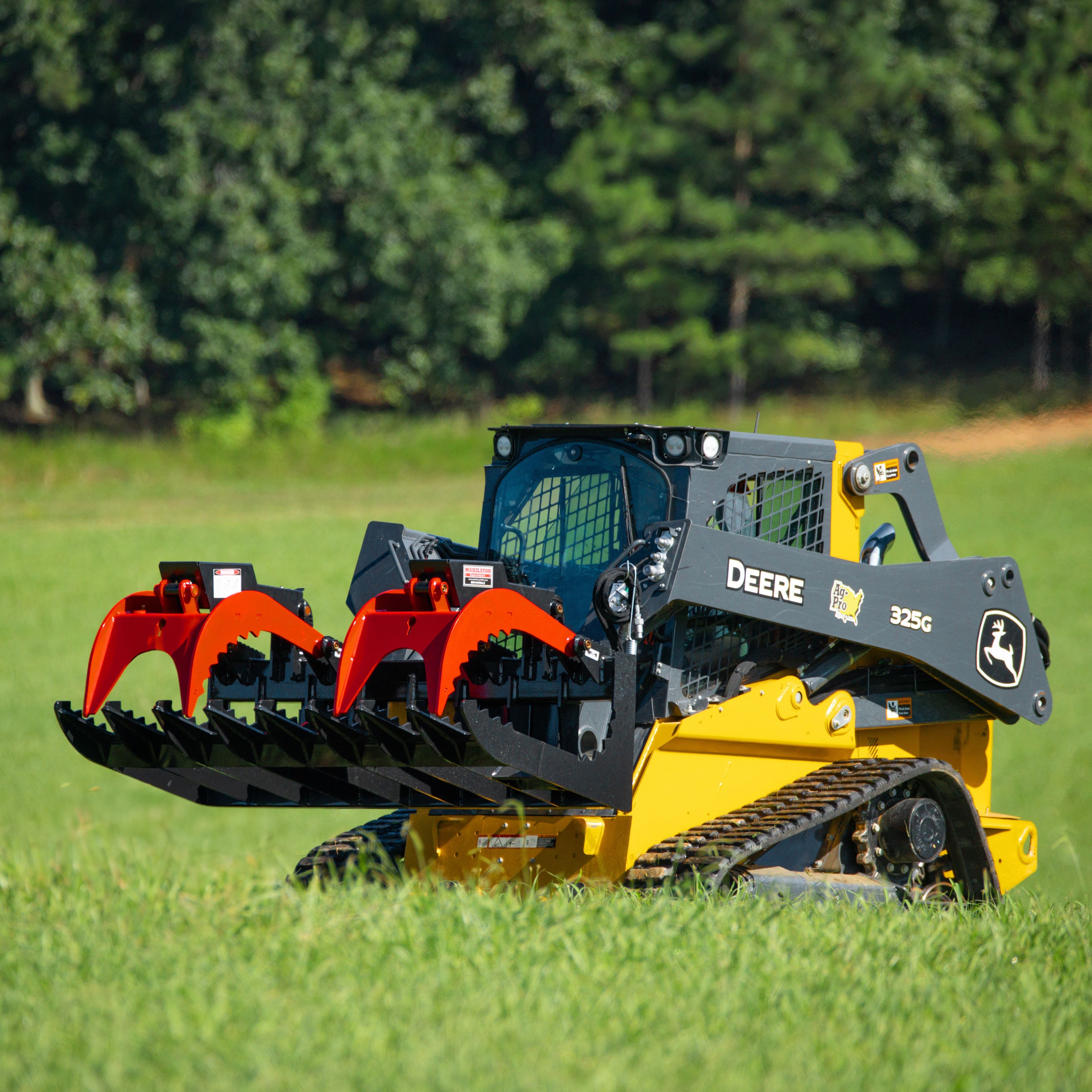 72 Inch Wide X 42 Inch Deep X 29 Inch Tall Maxilator Ultimate Duty Debris Grapple Universal Skid Steer - MBD-SS