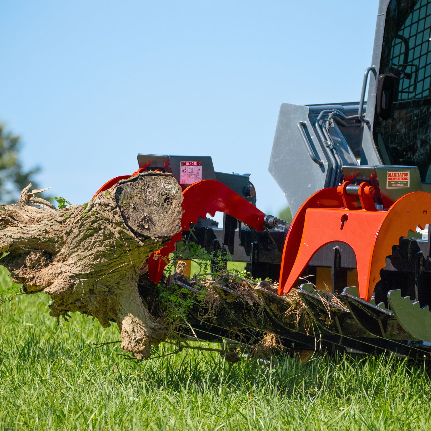 72 Inch Wide X 42 Inch Deep X 29 Inch Tall Maxilator Ultimate Duty Debris Grapple Universal Skid Steer - MBD-SS