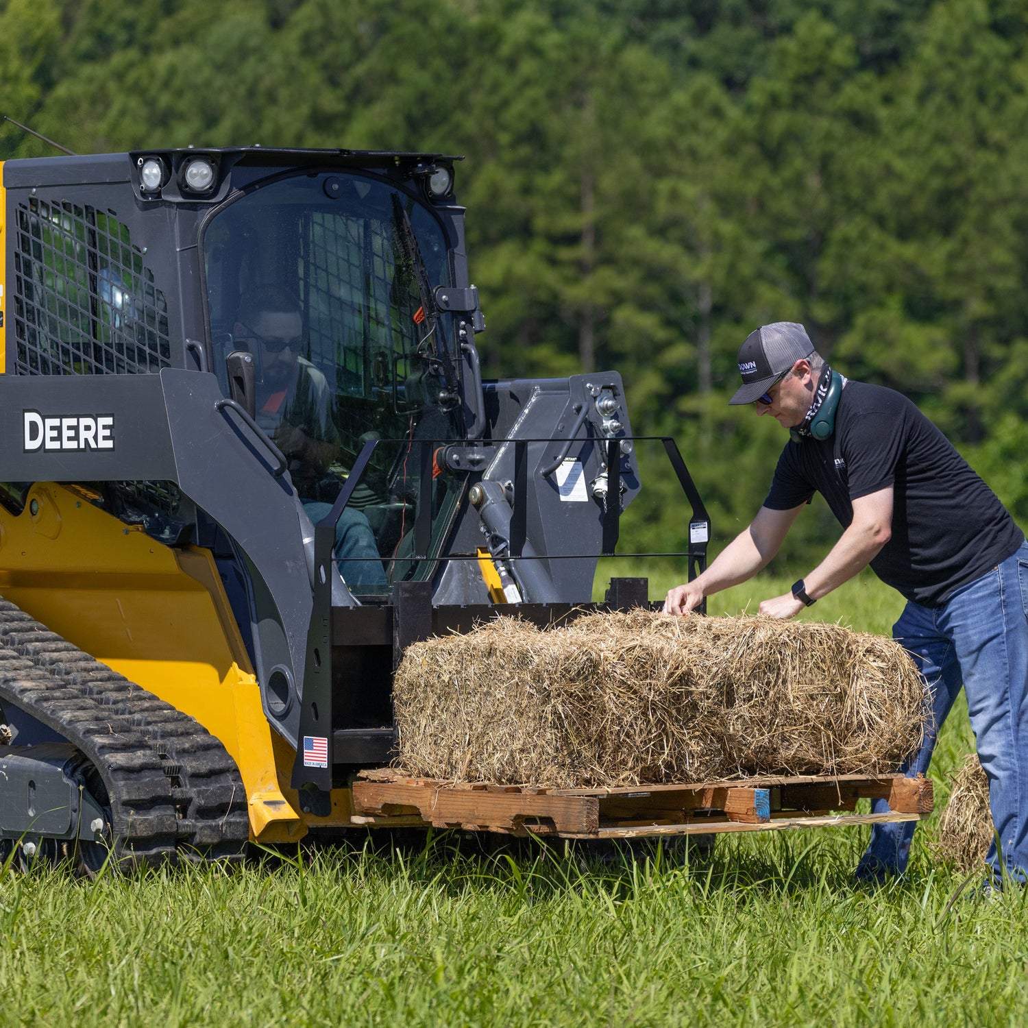 Pallet Fork with Skid Steer Mounting